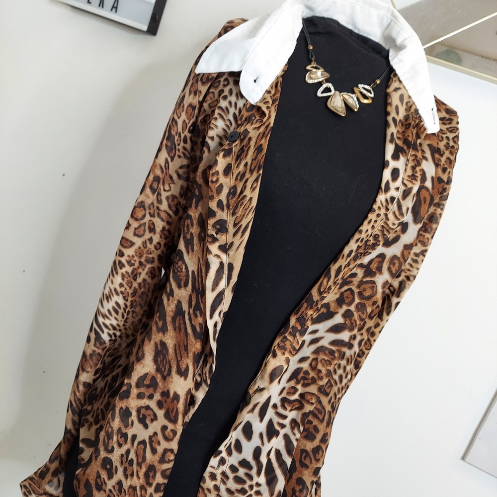 Leopard print blouse - Picture 6 of 12